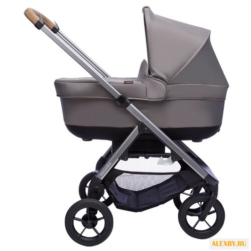Универсальная коляска