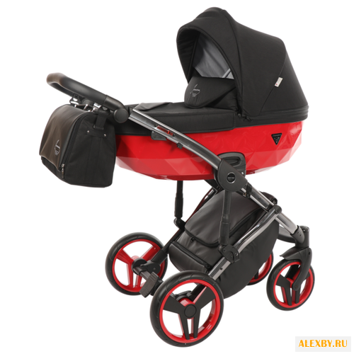 Универсальная коляска Junama