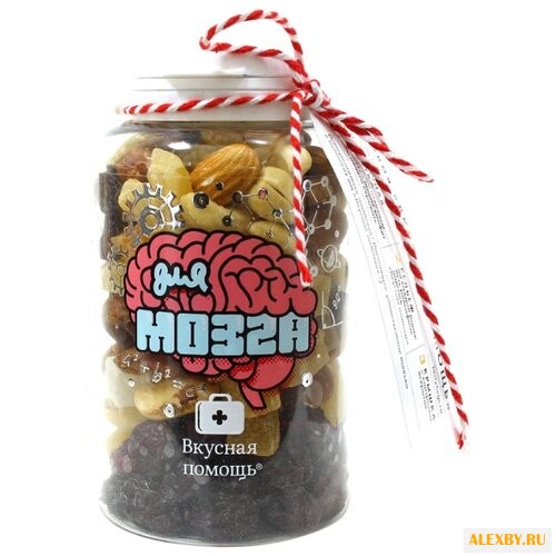 Смесь орехов и сухофруктов