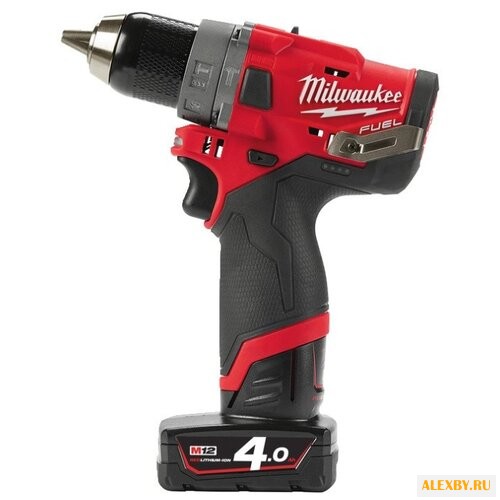 Дрель-шуруповерт Milwaukee M12