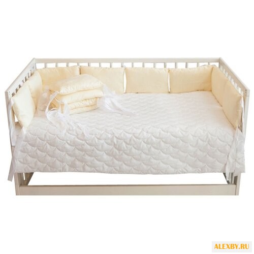 Body Pillow бортик в кроватку