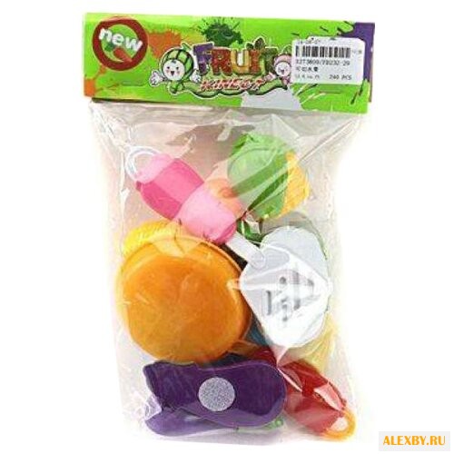 Набор продуктов с посудой