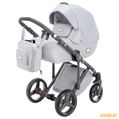 Универсальная коляска Adamex