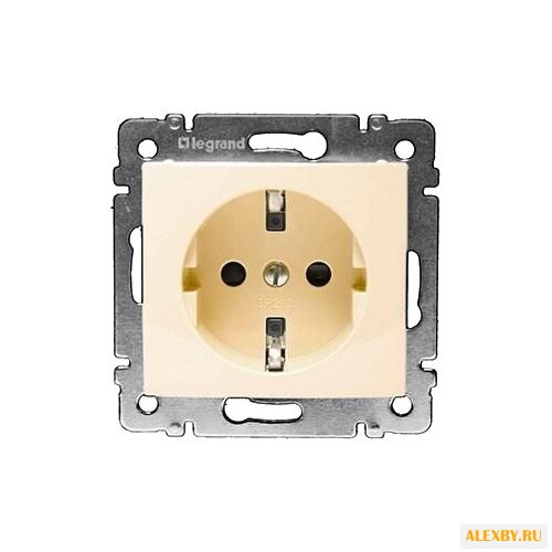 Розетка Legrand Valena 774321