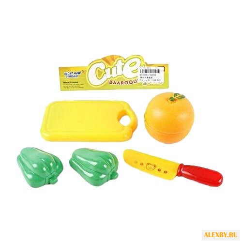 Набор продуктов с посудой