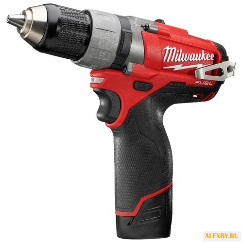 Дрель-шуруповерт Milwaukee M12