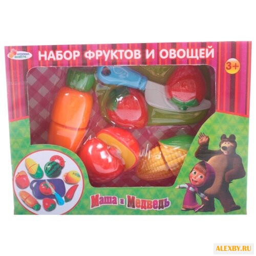 Набор продуктов с посудой