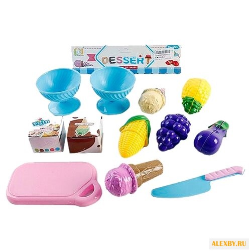 Набор продуктов с посудой