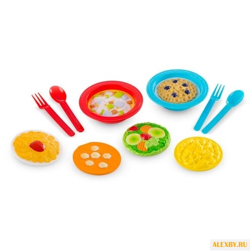 Набор продуктов с посудой