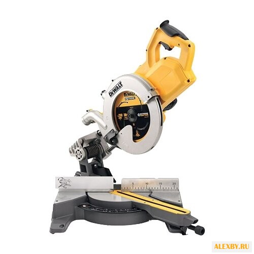 Торцовочная пила DeWALT DCS778N