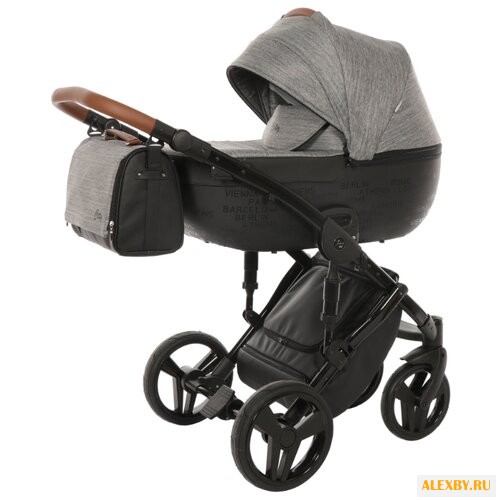 Универсальная коляска Junama