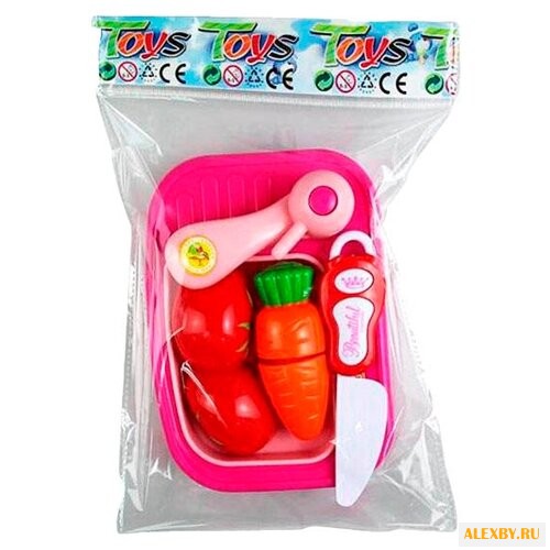 Набор продуктов с посудой