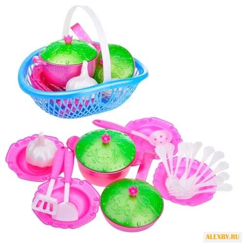 Набор продуктов с посудой