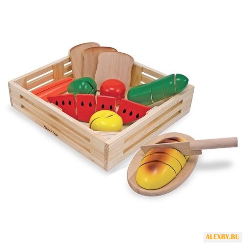 Набор продуктов с посудой