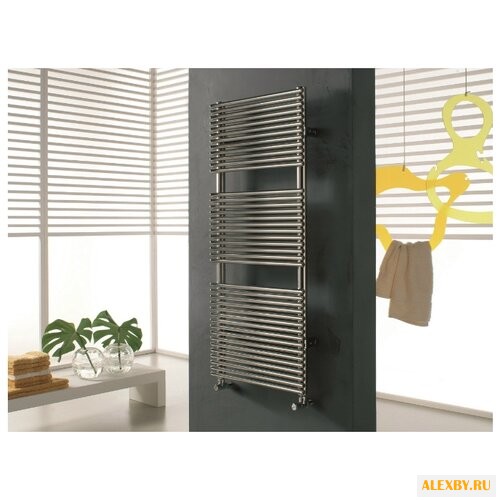 Водяной полотенцесушитель