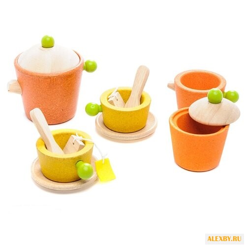 Набор продуктов с посудой