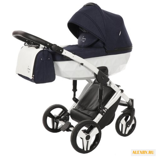 Универсальная коляска Junama