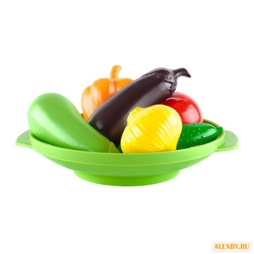 Набор продуктов с посудой