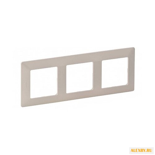 Рамка 3п Legrand Valena Life