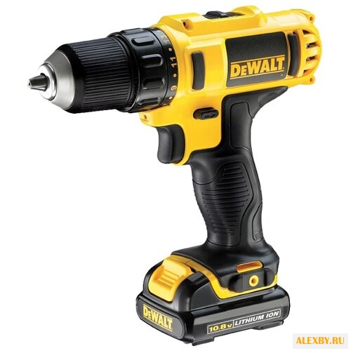 Дрель-шуруповерт DeWALT DCD710C2