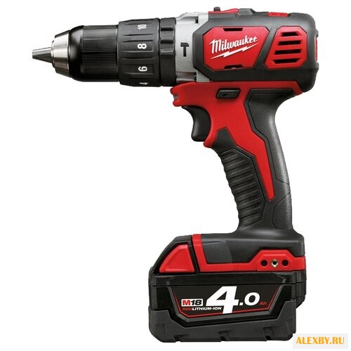 Дрель-шуруповерт Milwaukee M18