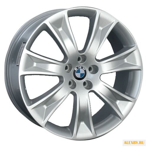 Колесный диск Replica B157